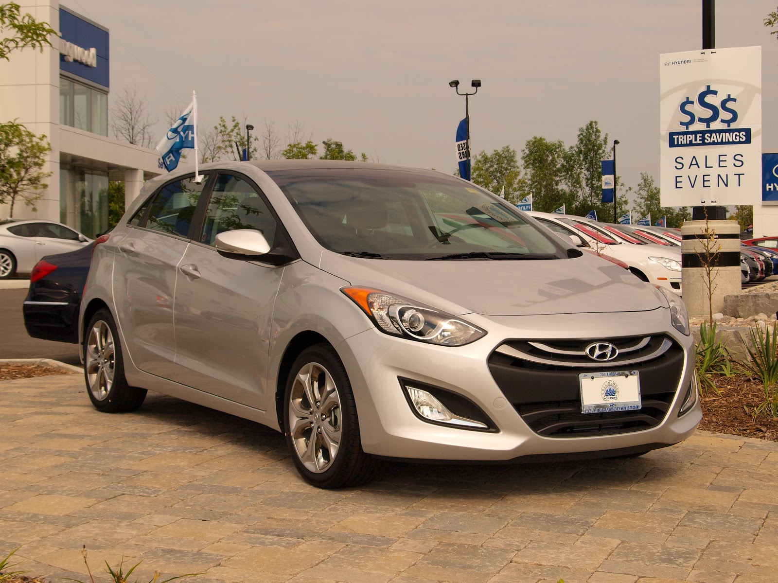 Photo of Hyundai Elantra GT