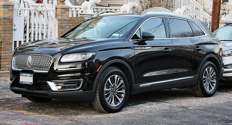 Black Lincoln Nautilus in a neighborhood