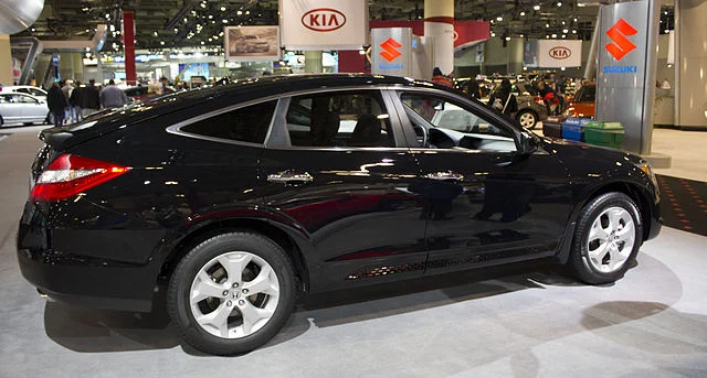 Honda Crosstour at an auto show