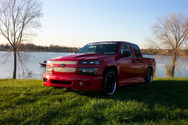 Red Chevy Colorado