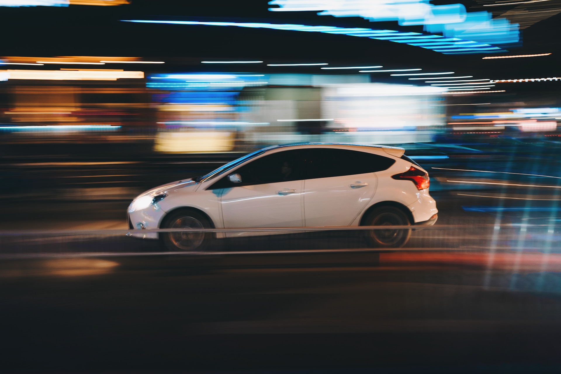 white ford focus