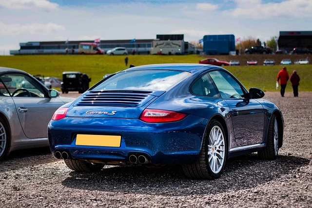 Blue Porsche 997