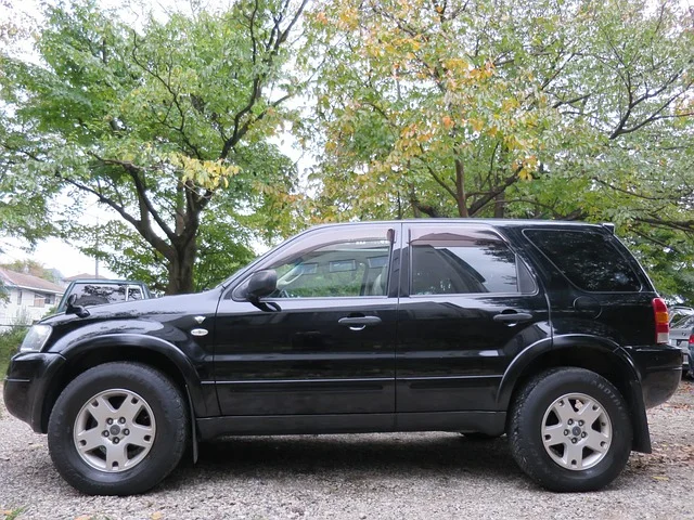 Black Ford Escape