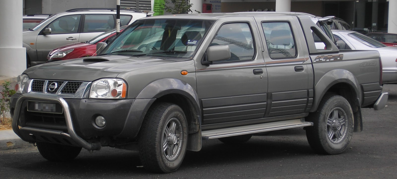 Photo of used pickup truck